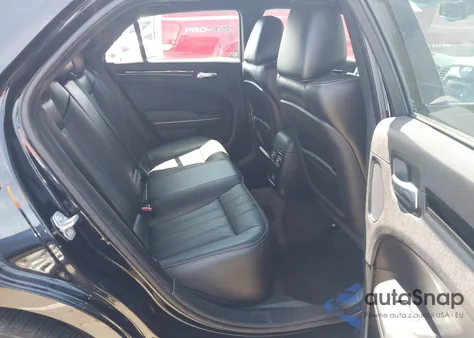 2017 Chrysler 300 300S Alloy Edition from USA, damaged, VIN 2C3CCABG4HH646559